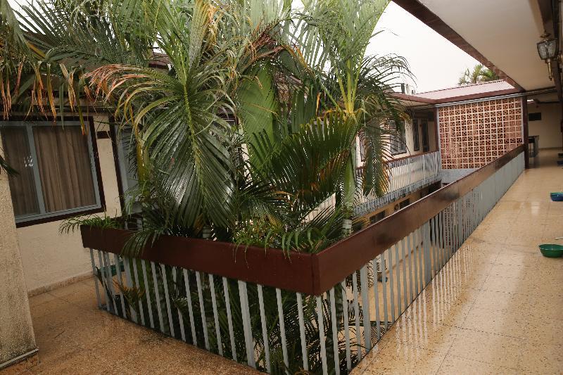 Hotel Bolivia Санта Крус де ла Сиера Екстериор снимка